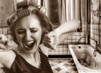 Ile kosztuje renowacja starego kredensu?